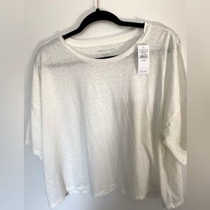 American Eagle cropped oversized white t-shirt